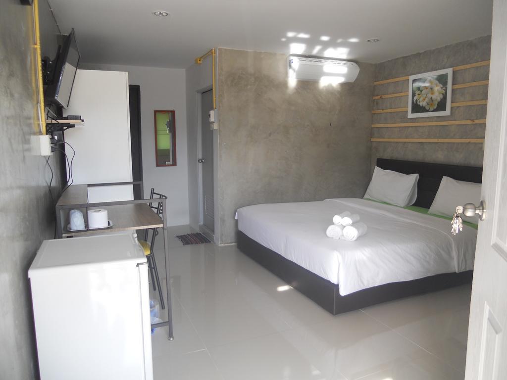 Werot Resort Mae Sot Rum bild