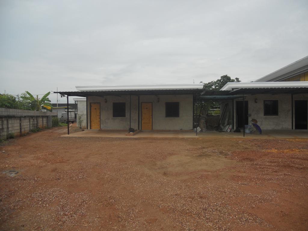 Werot Resort Mae Sot Exteriör bild